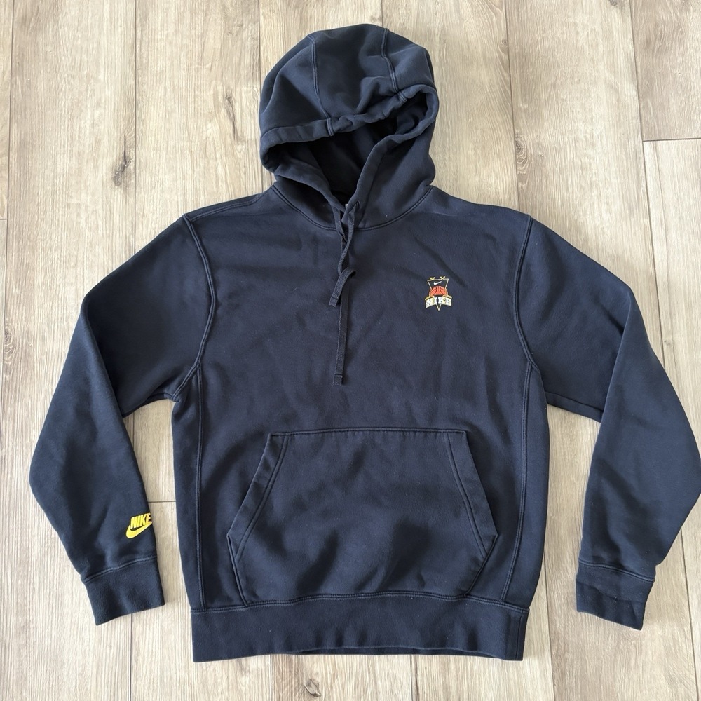 Nike Hoodie Mens Small S Black Skeleton Basketball Logo Fleece Sweater